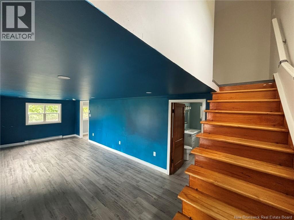 11 Windsor Street - 19