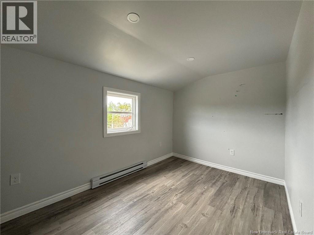 11 Windsor Street - Image 29