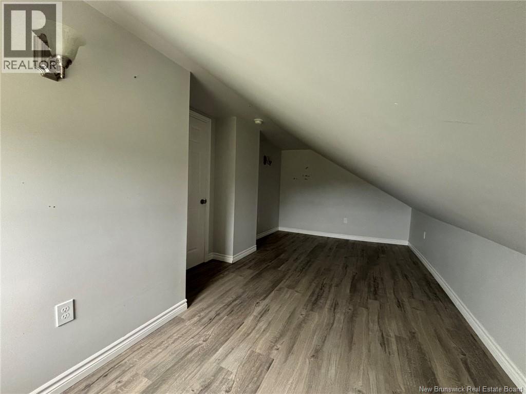 11 Windsor Street - Image 33