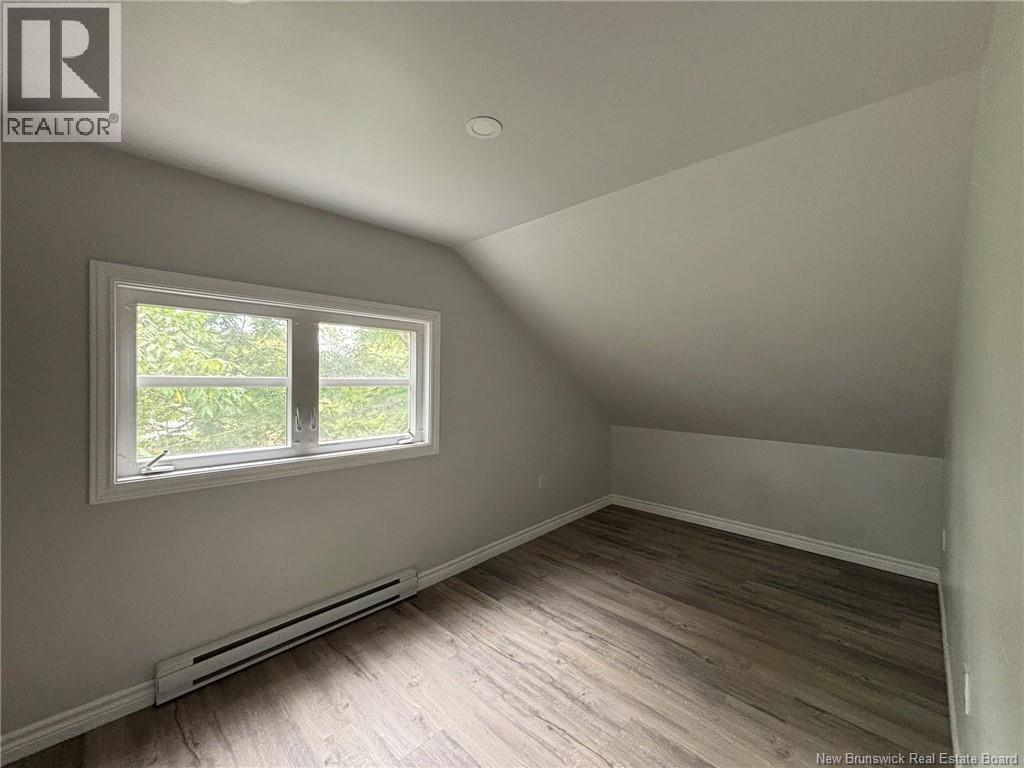 11 Windsor Street - Image 34