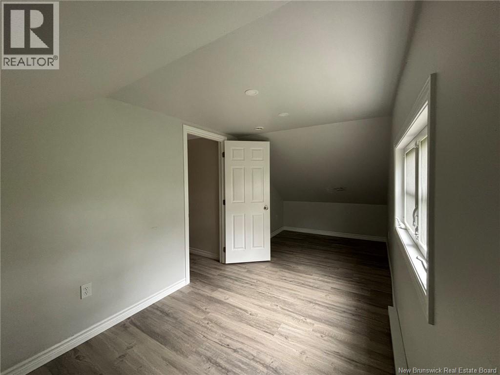 11 Windsor Street - Image 35