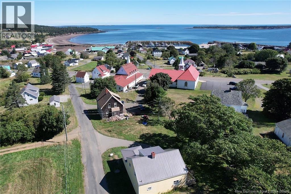 11 Windsor Street - 37