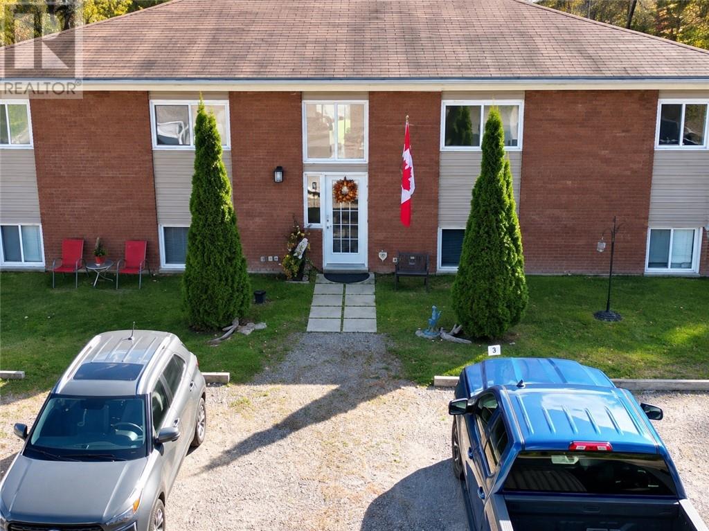 474 OLD WEBBWOOD Road, Espanola — photo 3