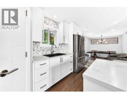 Bedroom - 3313 42a Avenue Close, Red Deer, AB T4N3A5 Photo 10