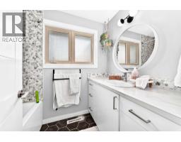 3313 42a Avenue Close, Red Deer, AB T4N3A5 Photo 26