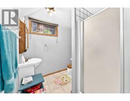 3313 42a Avenue Close, Red Deer, AB T4N3A5 Photo 34