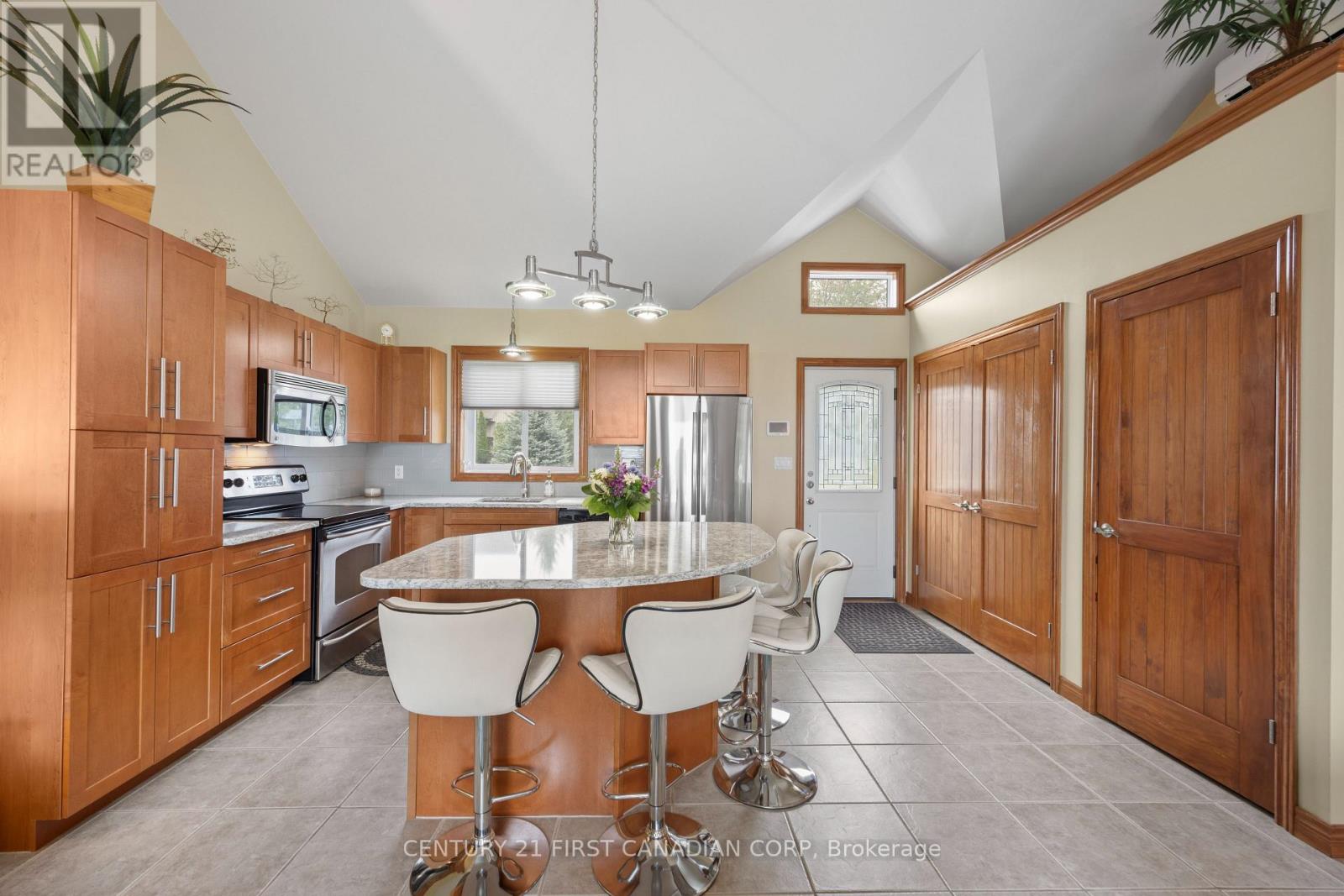 71871 SUNVIEW AVENUE, Bluewater (Hay) — photo 9