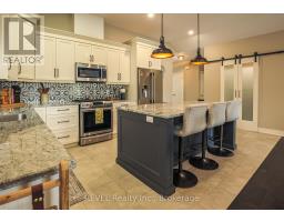 15 Willowbrook Drive, Welland, ON L3C0G1 Photo 13