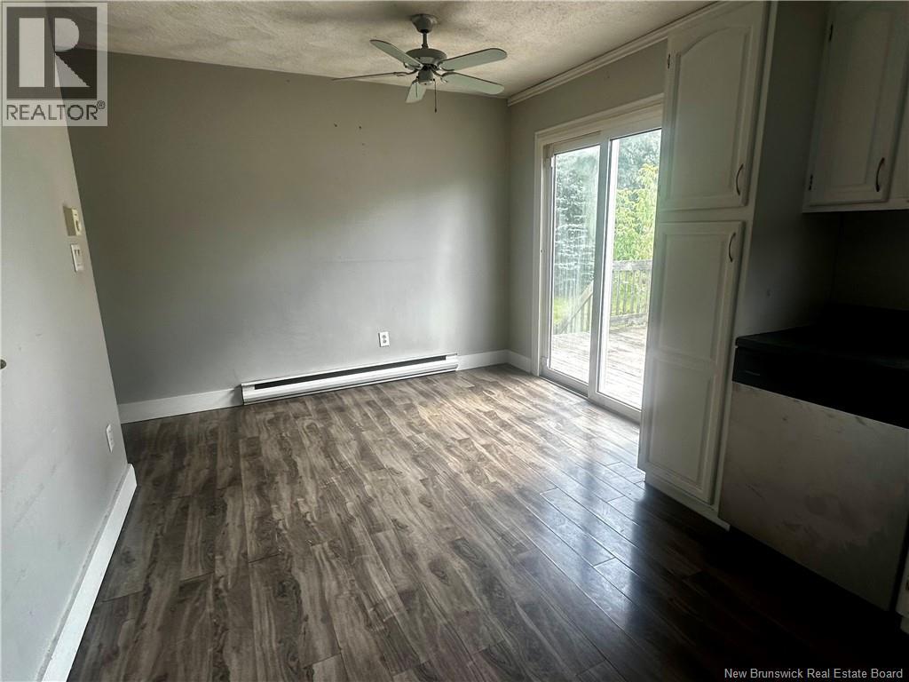 52 Allan Street - 11