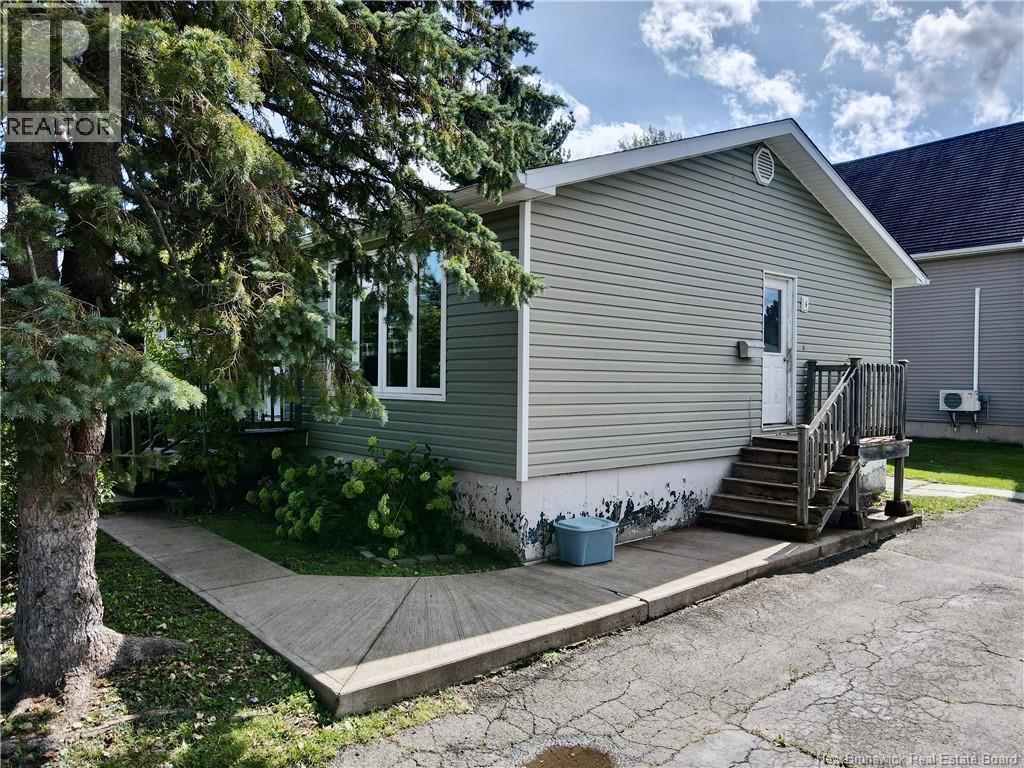 52 Allan Street - 2