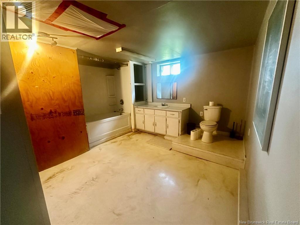 52 Allan Street - Image 24