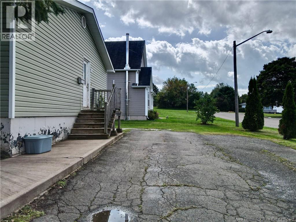 52 Allan Street - 4