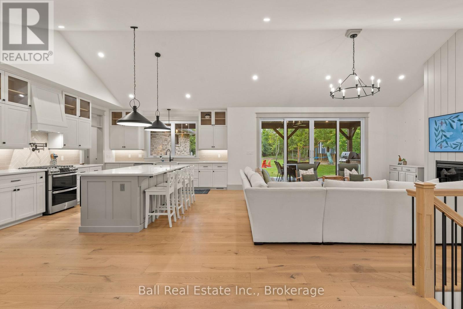 149 ELLWOOD CRESCENT - Image 15