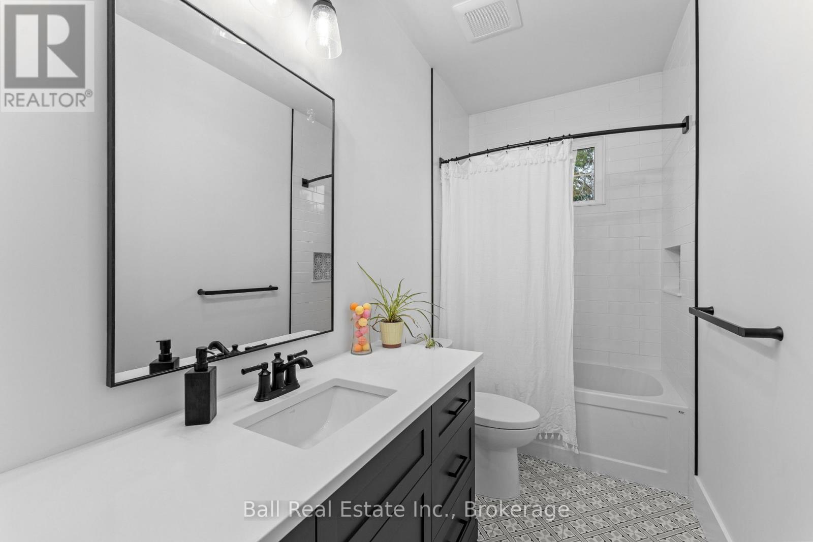 149 ELLWOOD CRESCENT - Image 20