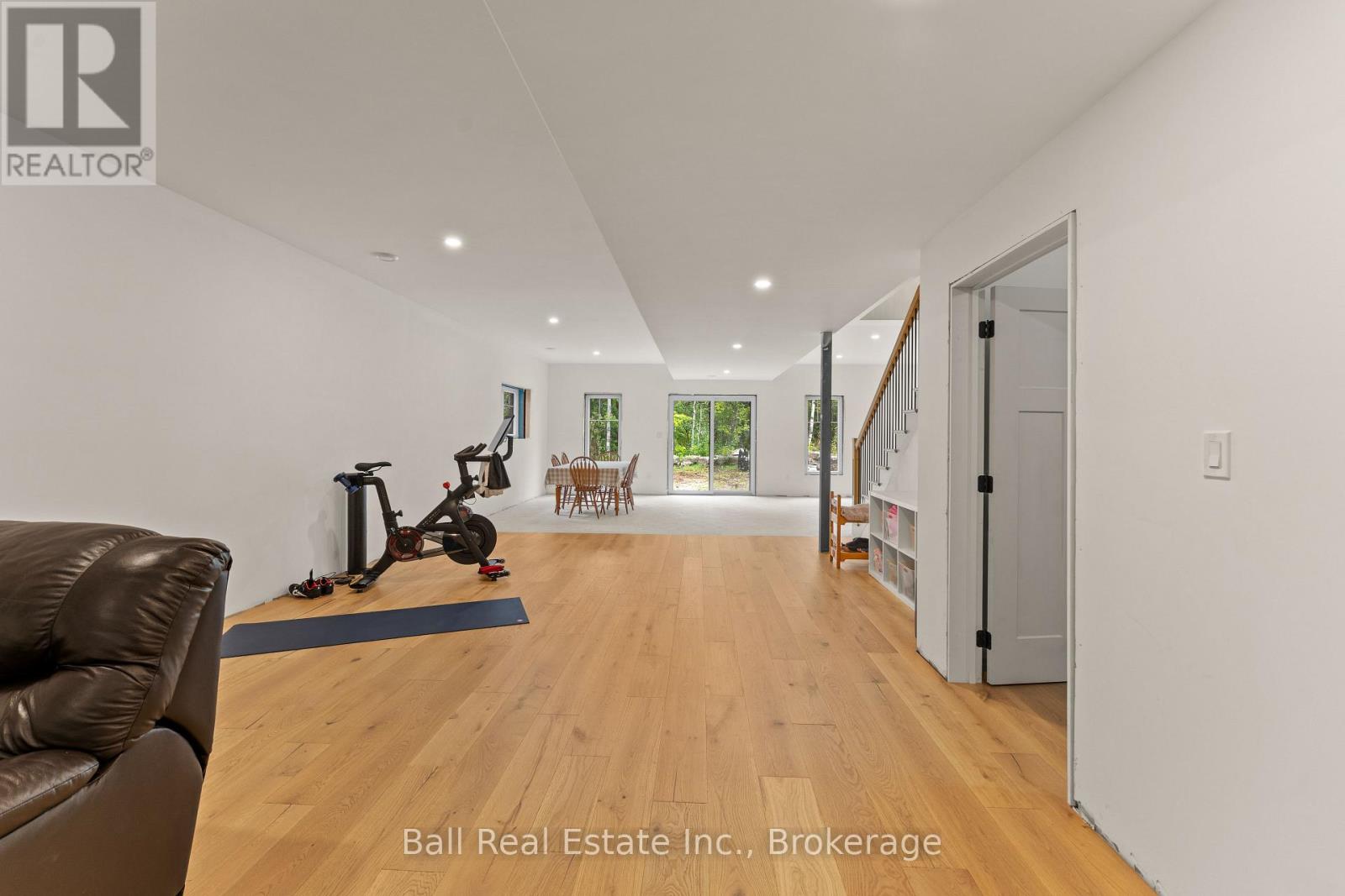 149 ELLWOOD CRESCENT - Image 36
