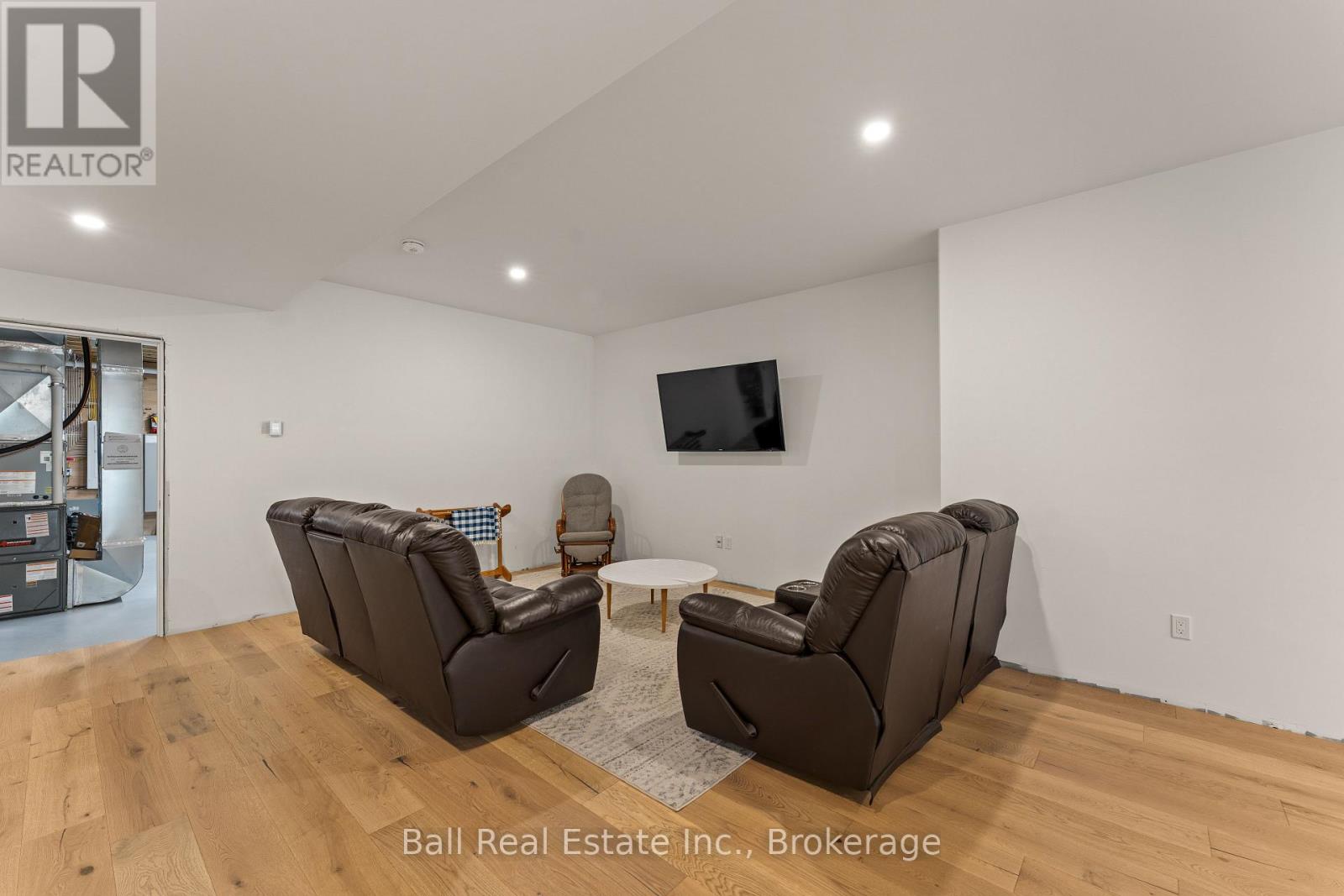 149 ELLWOOD CRESCENT - Image 37