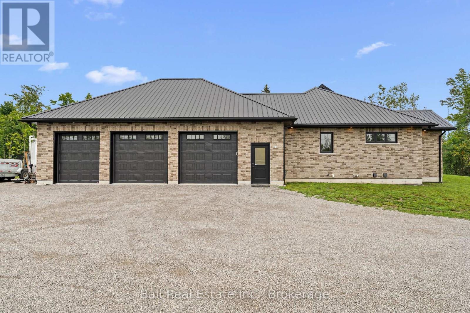 149 ELLWOOD CRESCENT - Image 42