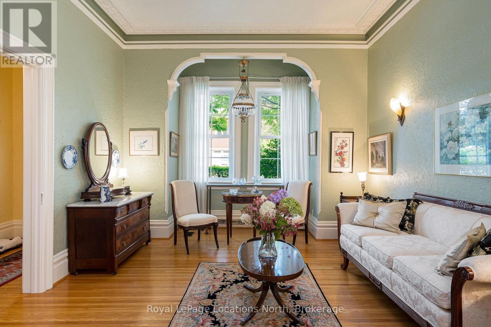 148 NAPIER STREET - 10