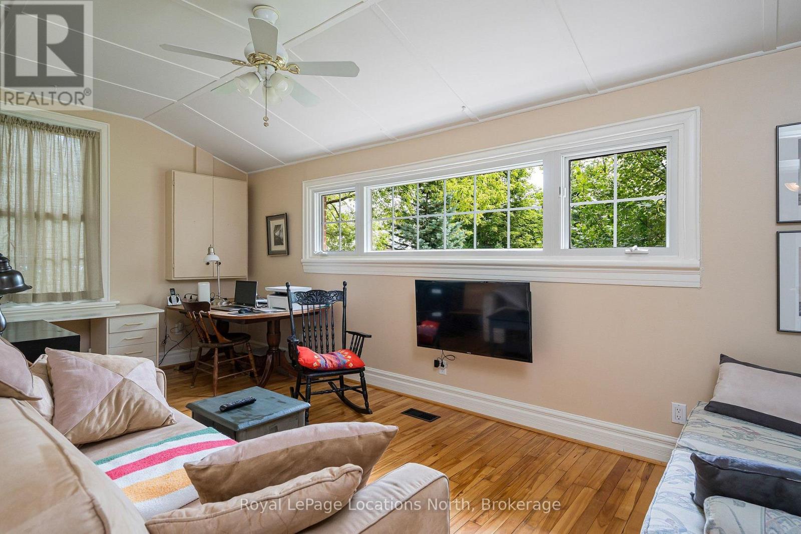 148 NAPIER STREET - 17