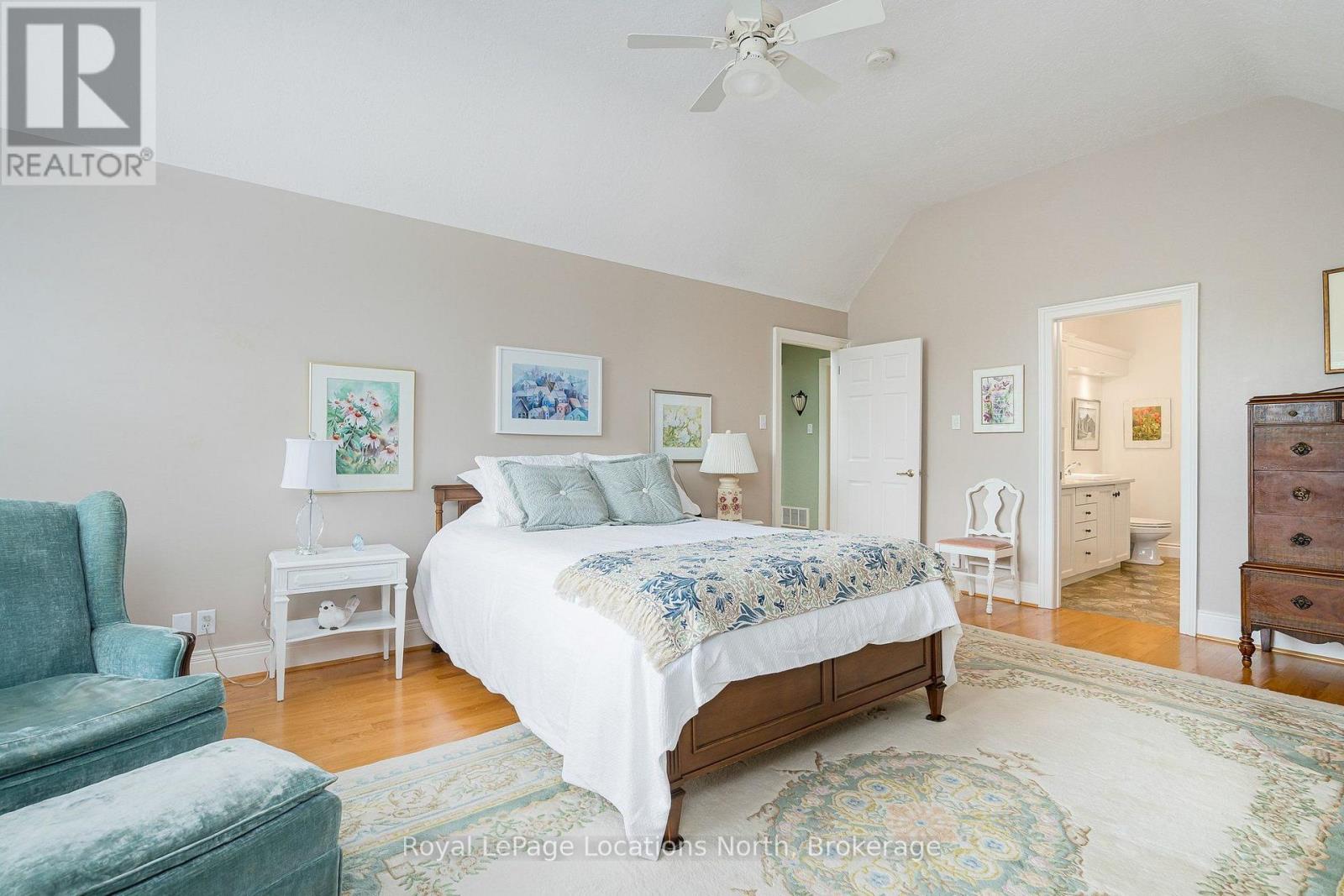 148 NAPIER STREET - 30