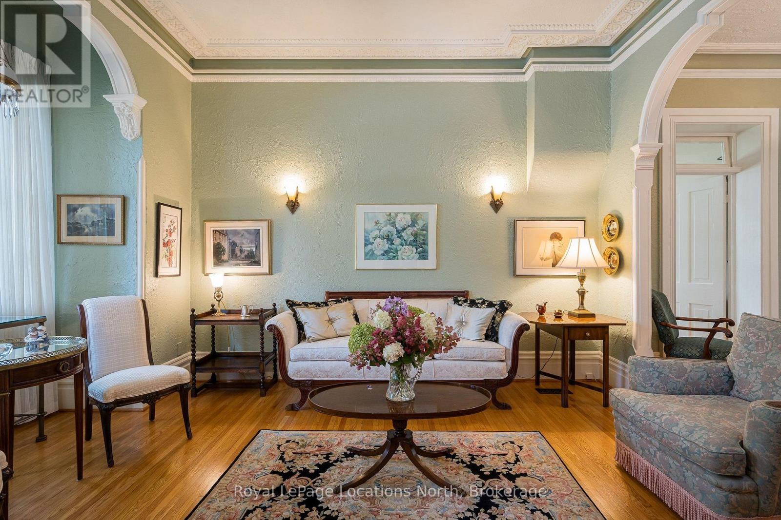 148 NAPIER STREET - 8