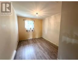 15 Richards Road thumbnail 5