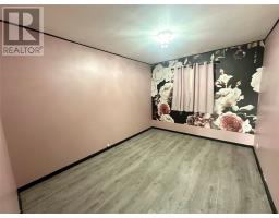 15 Richards Road thumbnail 6
