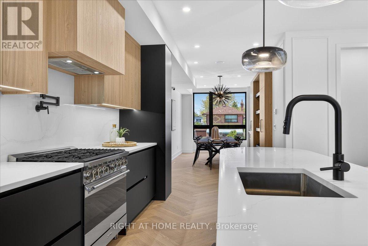 15B ROSEMEADE AVENUE - 10