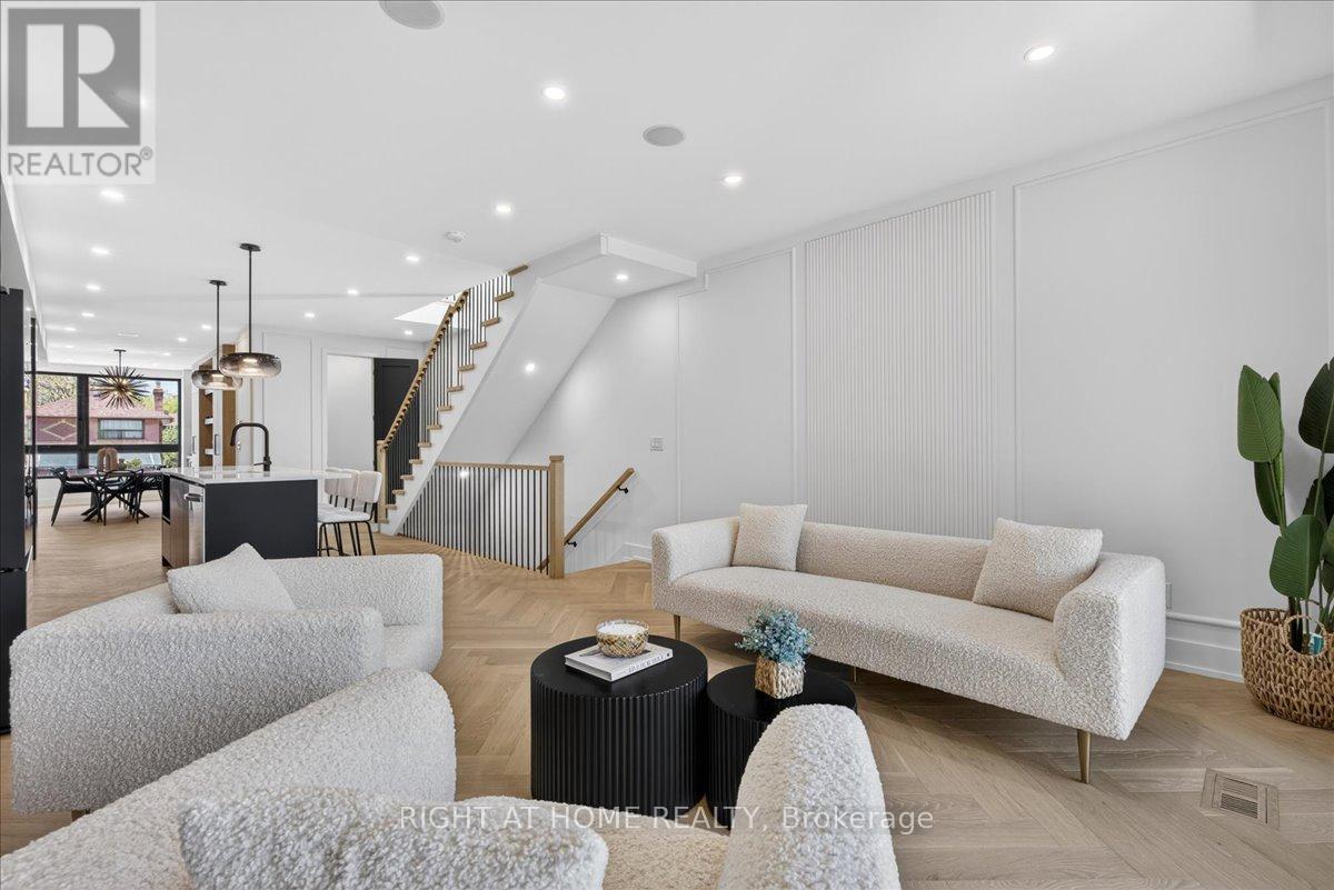 15B ROSEMEADE AVENUE - 15