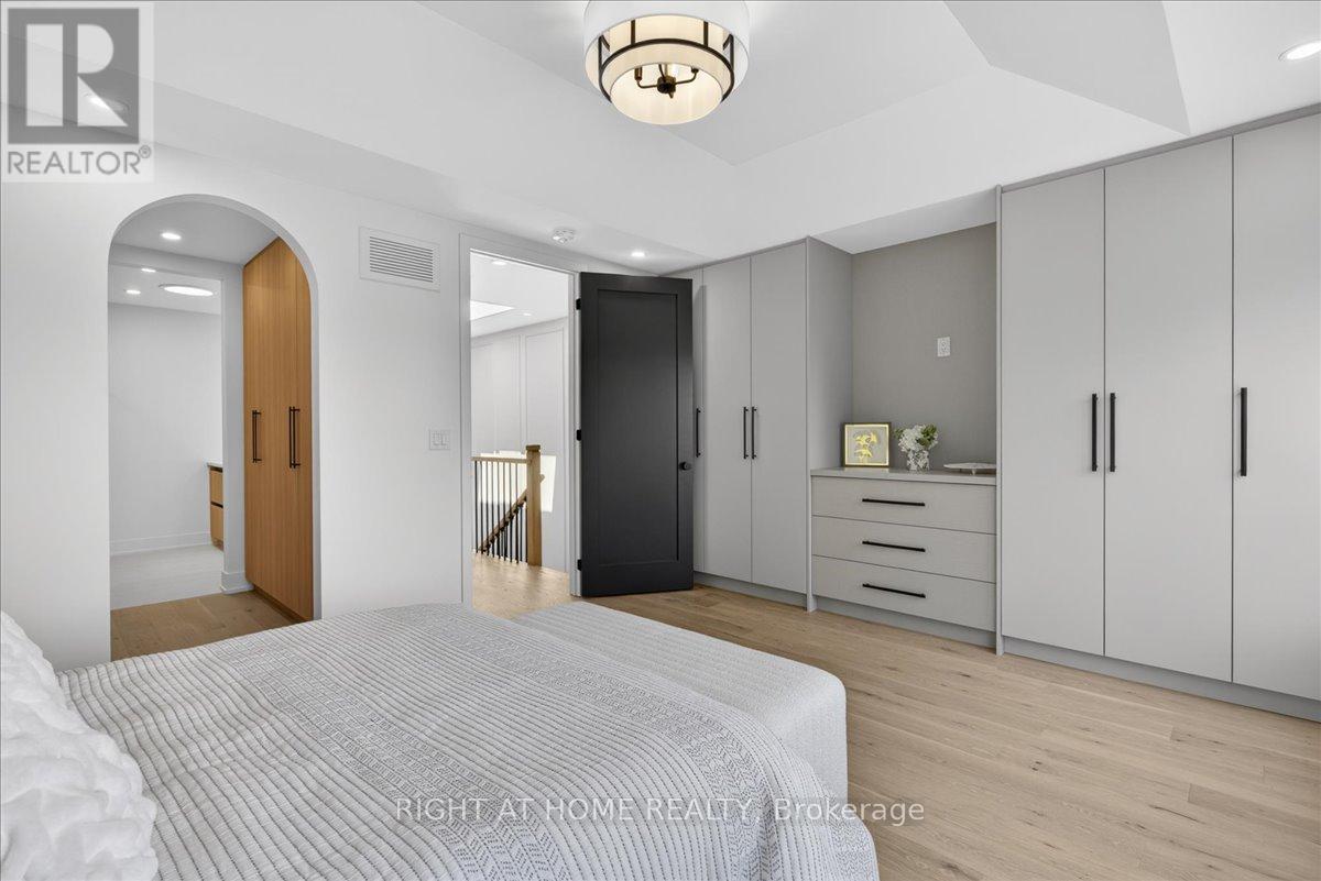 15B ROSEMEADE AVENUE - 24
