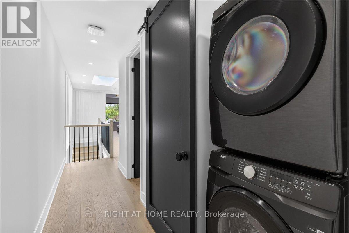 15B ROSEMEADE AVENUE - 31