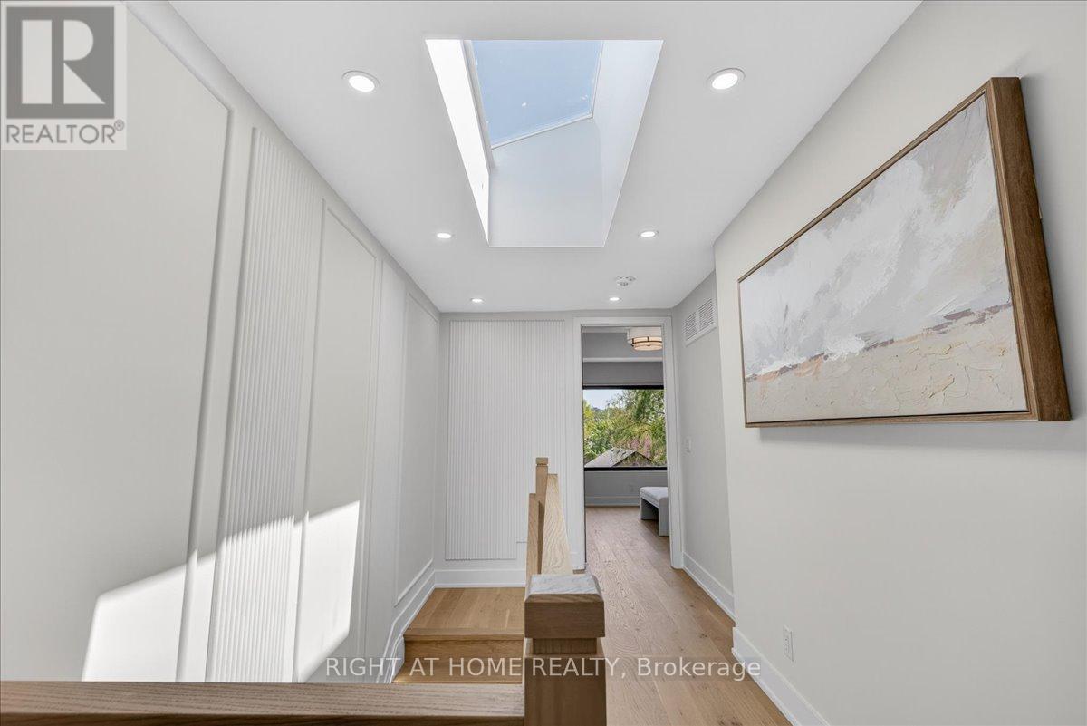 15B ROSEMEADE AVENUE - 35