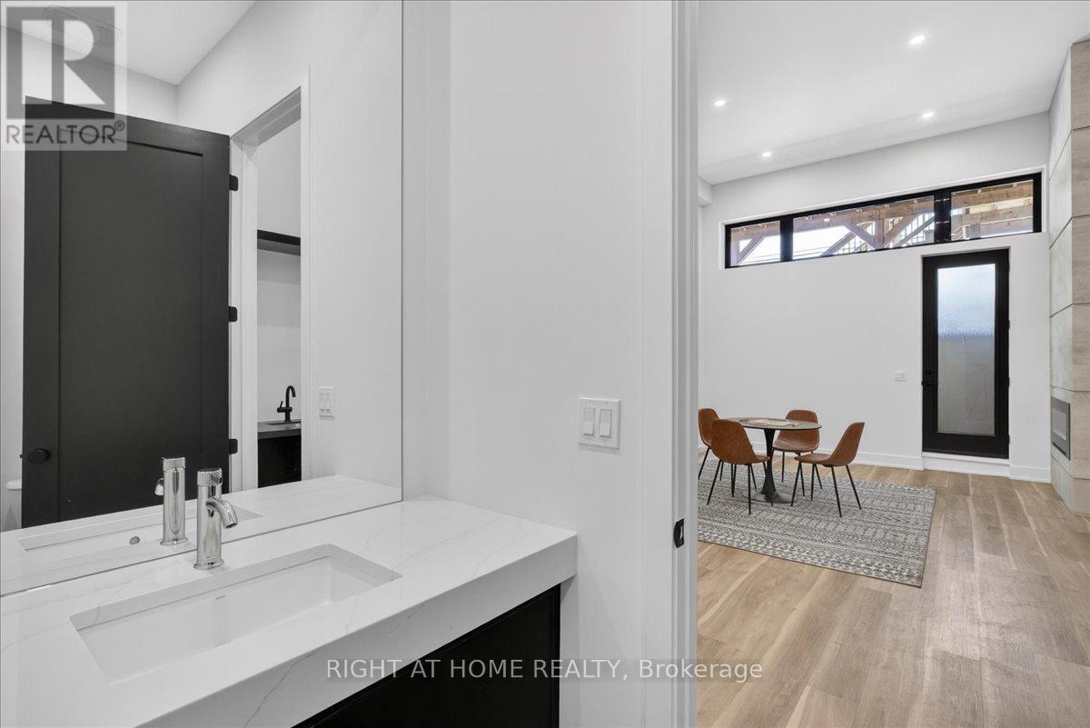 15B ROSEMEADE AVENUE - 41