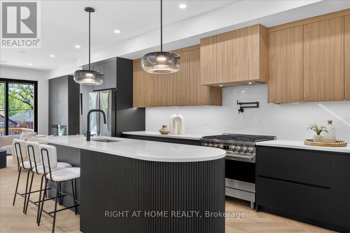 15B ROSEMEADE AVENUE - 9