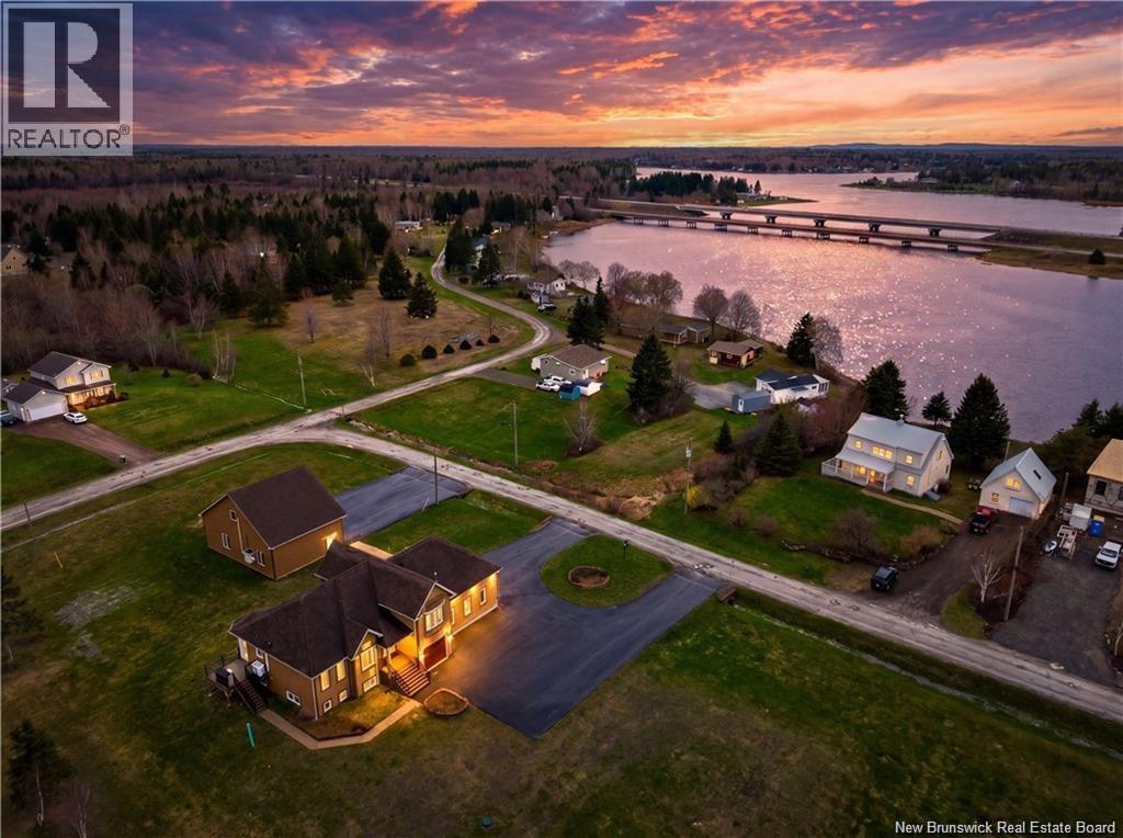 Property for sale at 26 Chemin Des Poirier Street