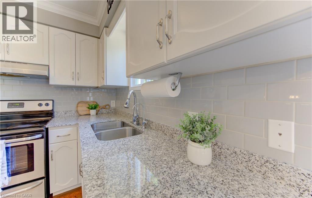 23 TRELAWNEY Street - Image 17