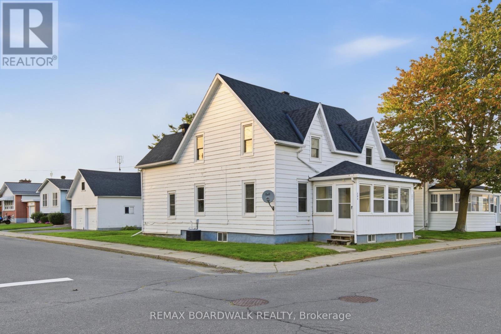 390-394 HYDE STREET, Prescott