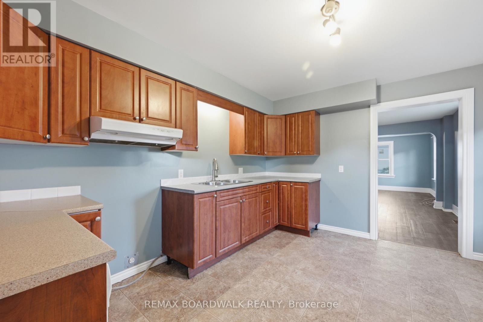 390-394 HYDE STREET - Image 42