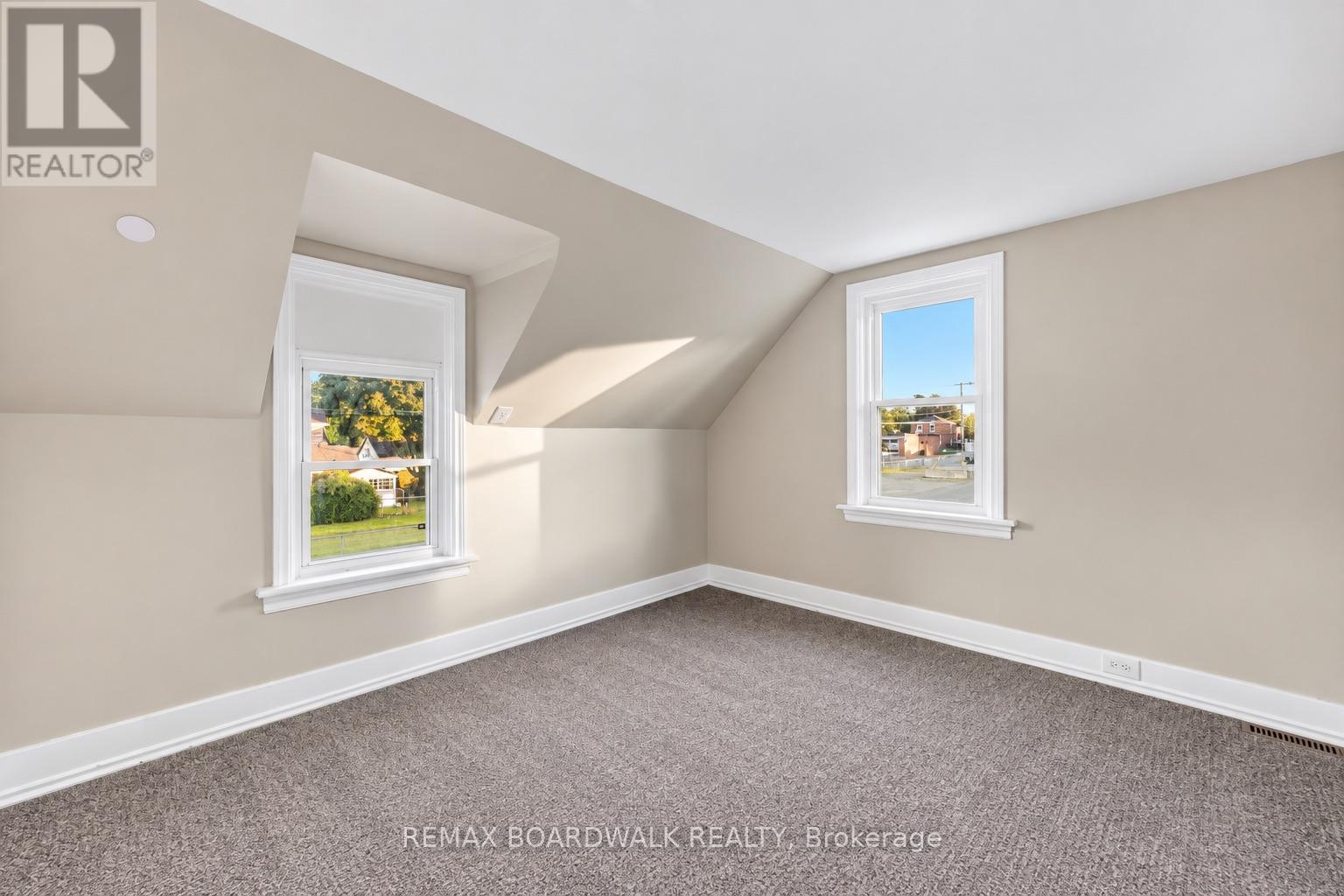 390-394 HYDE STREET - Image 48