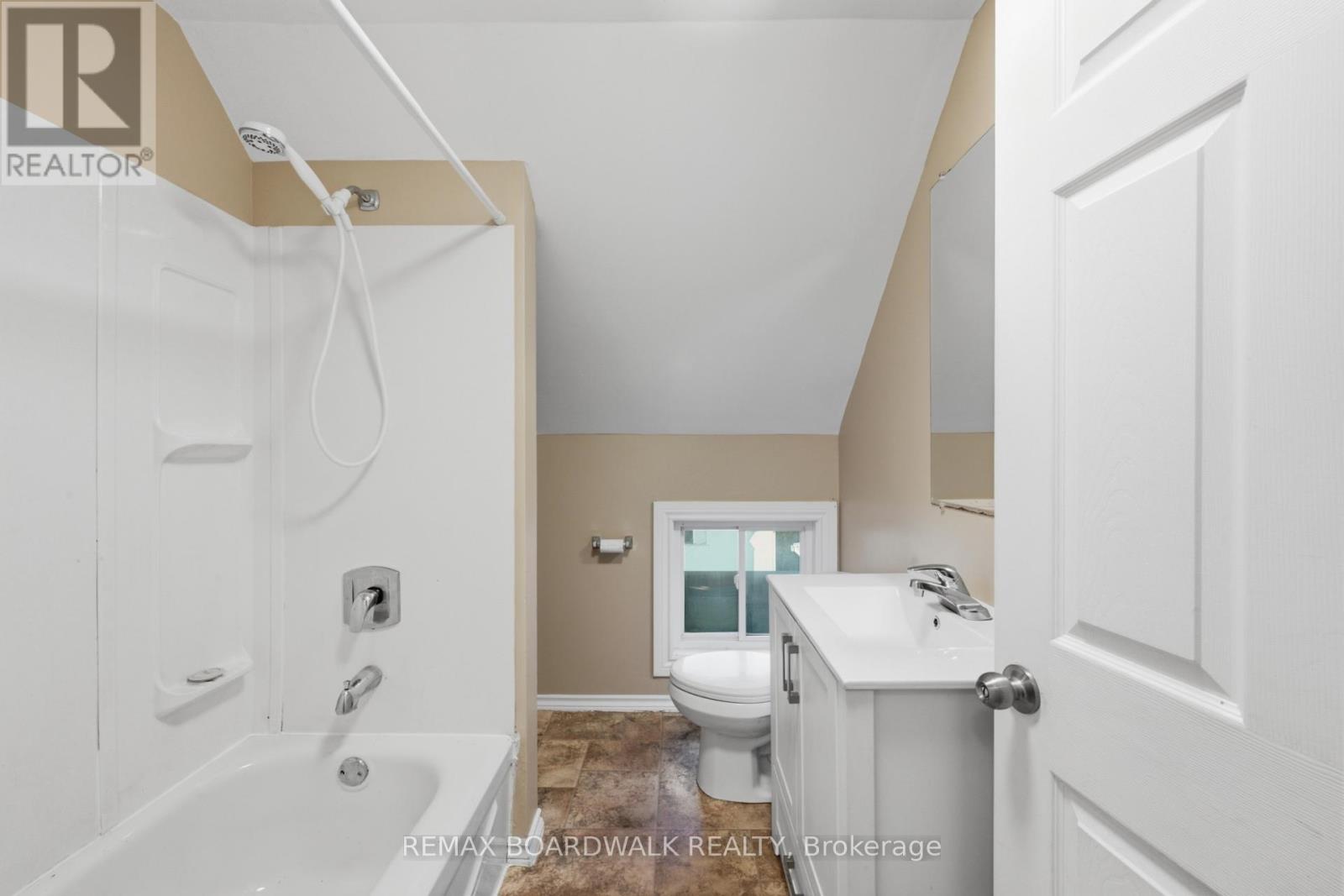 390-394 HYDE STREET - Image 49