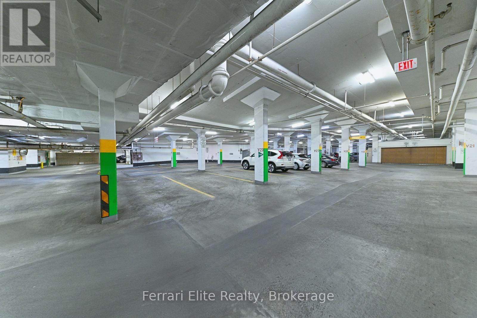 #405 10 NORTHTOWN WAY - Image 24