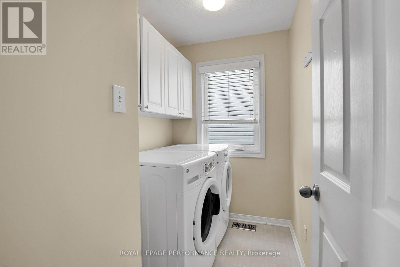1582 RUMFORD DRIVE - 18