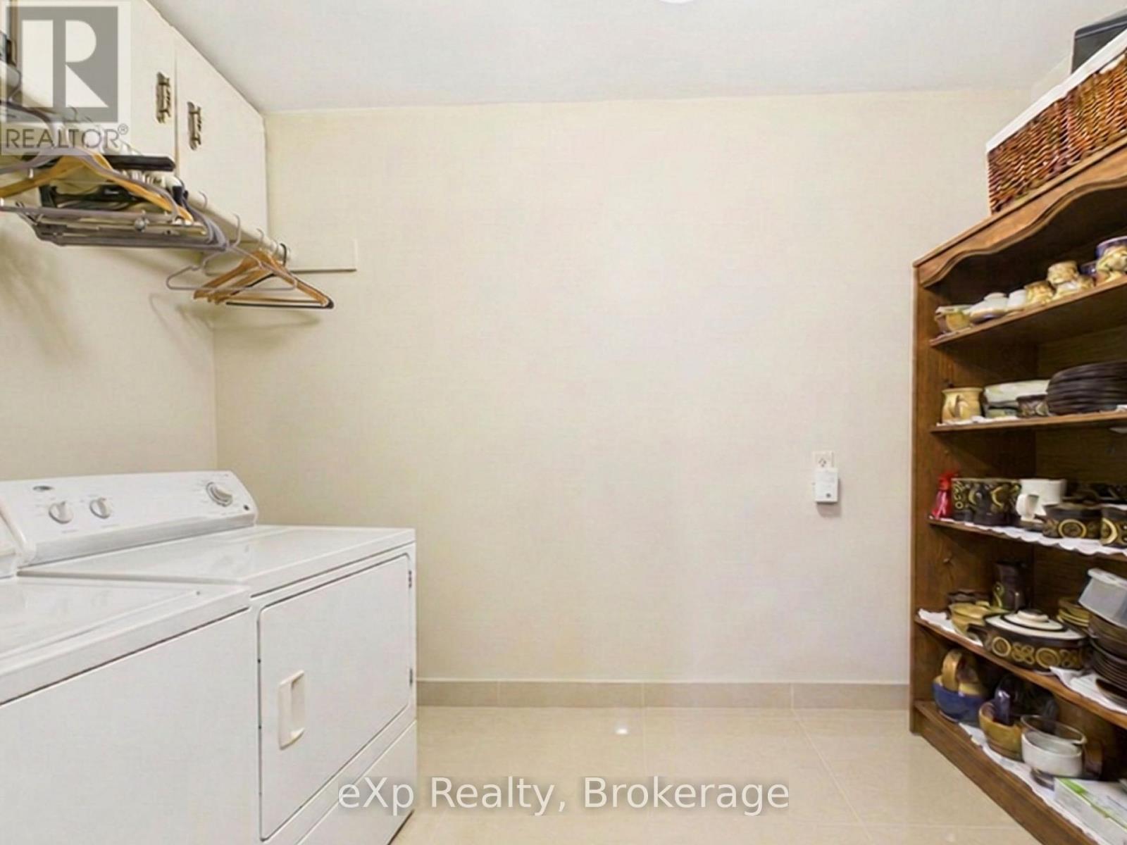 95 10TH STREET S - 11