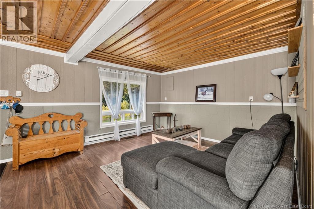 470 Salem Road - 6