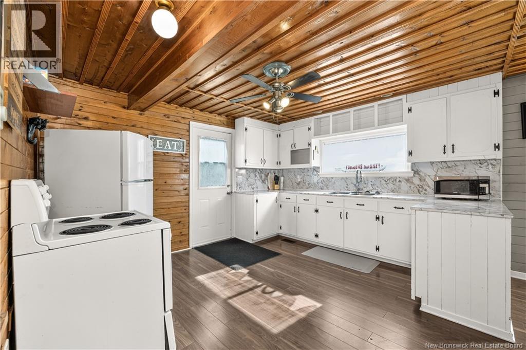 470 Salem Road - 16