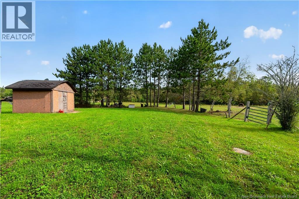 470 Salem Road - Image 37