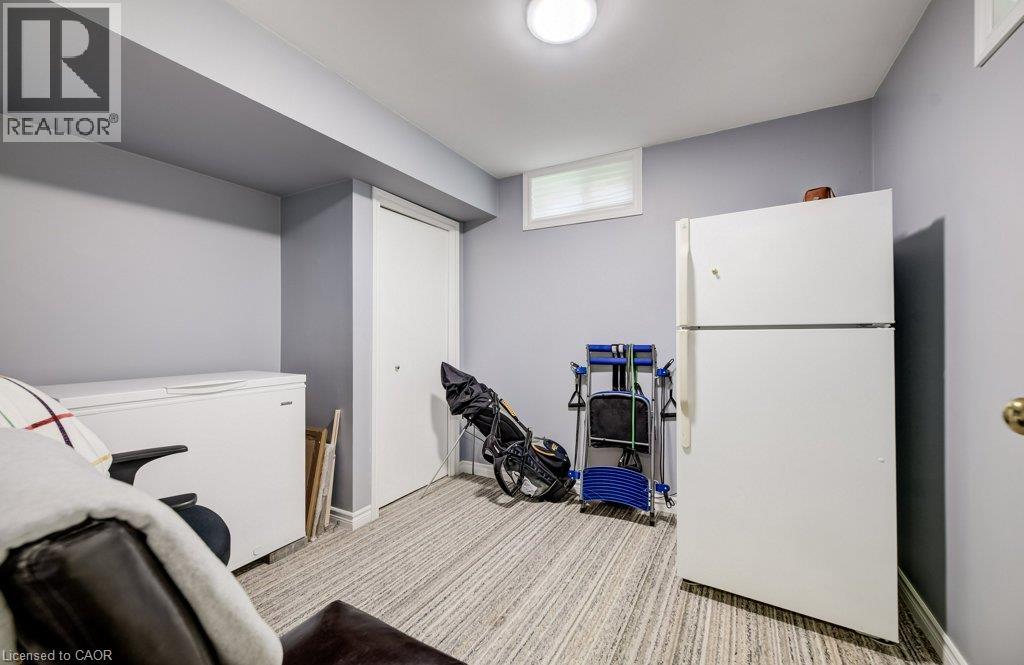 39 KAY Street - 32
