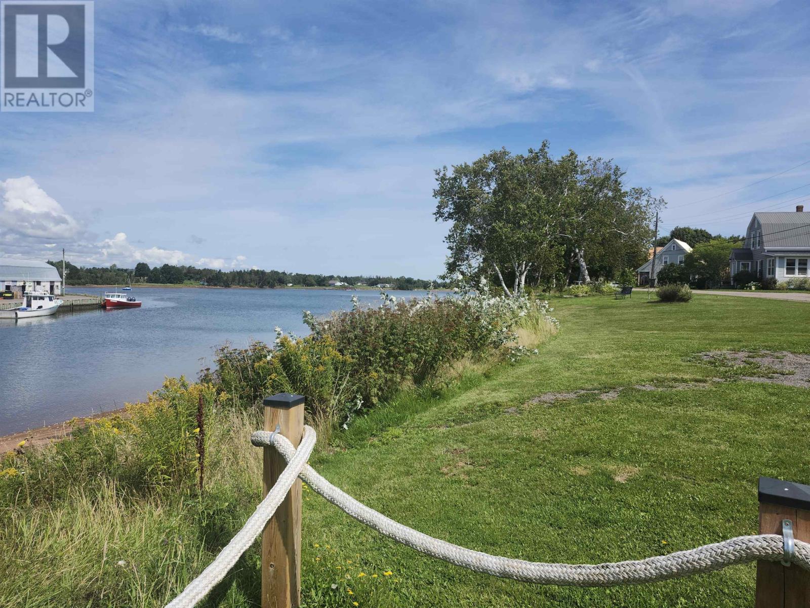 22 Riverside Drive - Image 34