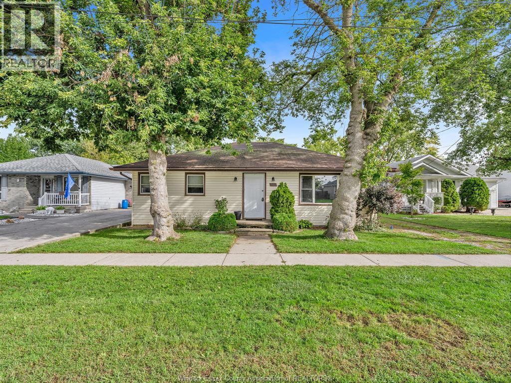 Property for sale at 401 St. Louis STREET