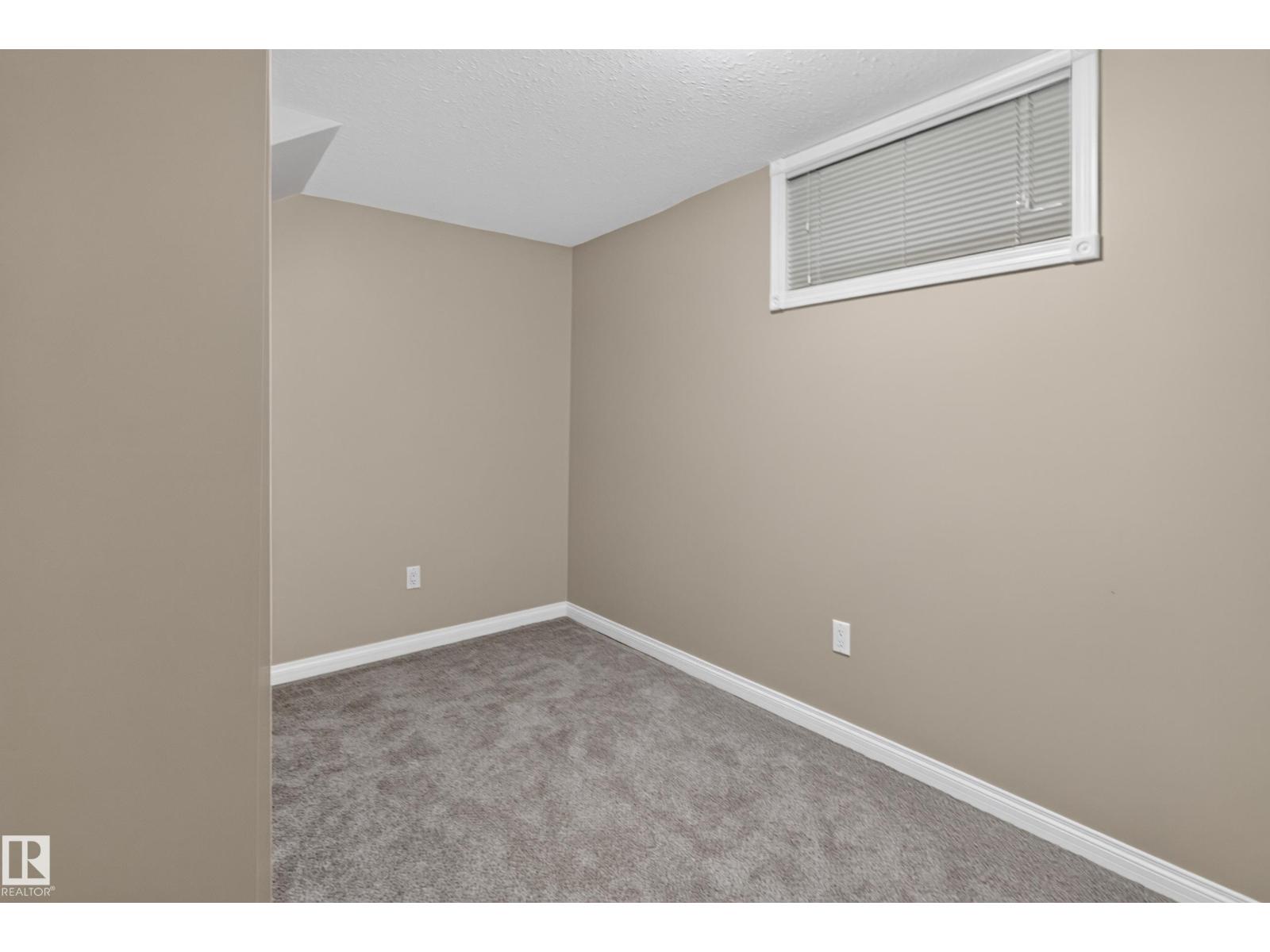 5304 50 ST - Image 27